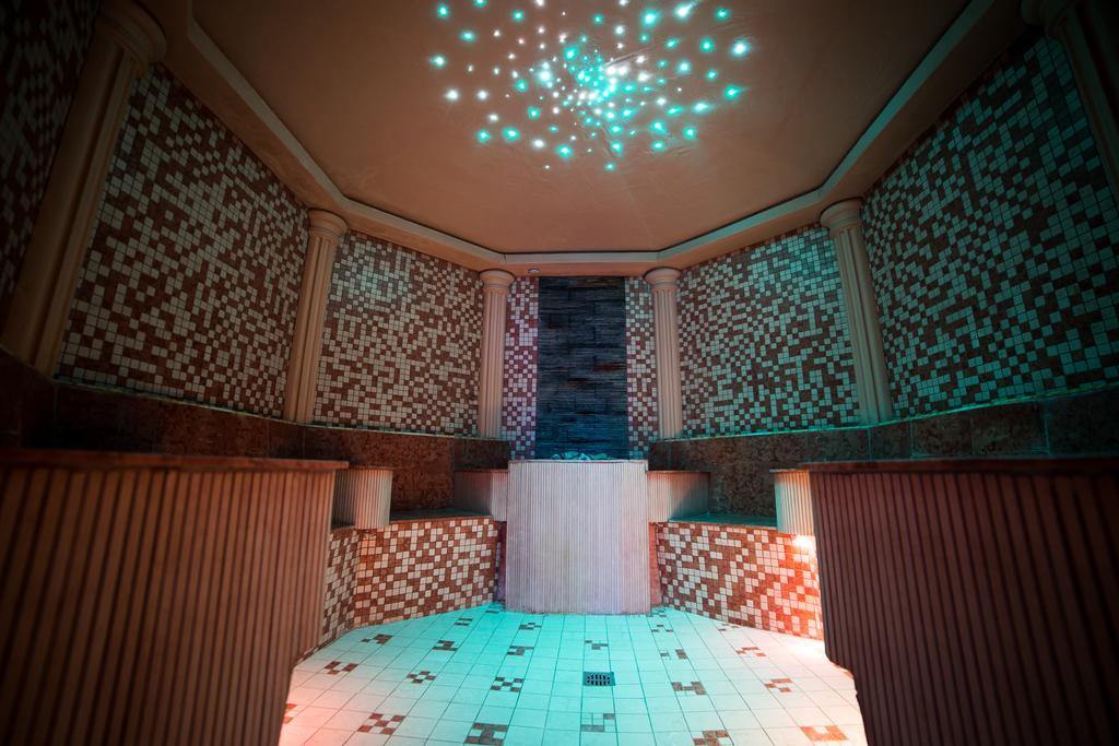 Hotel Imperial Inn Тыргу-Муреш Экстерьер фото